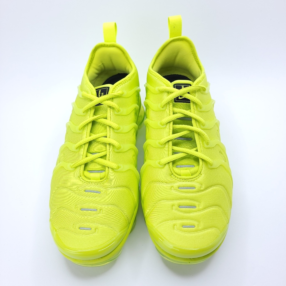 Nike Women's VaporMax Plus Shoes Tennis Ball Neon DX1784-300 - Picture 2 of 7